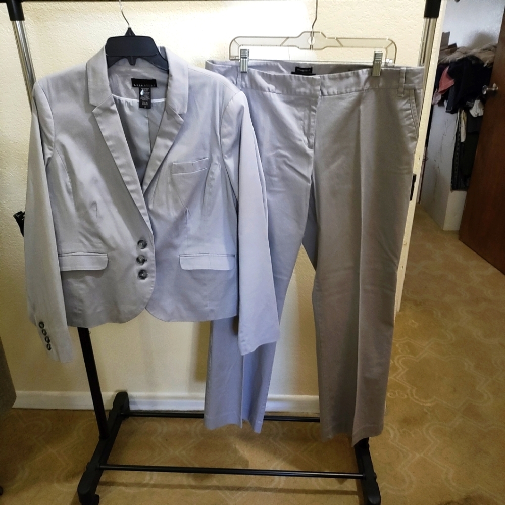 2 Piece Light Gray Pant Suit